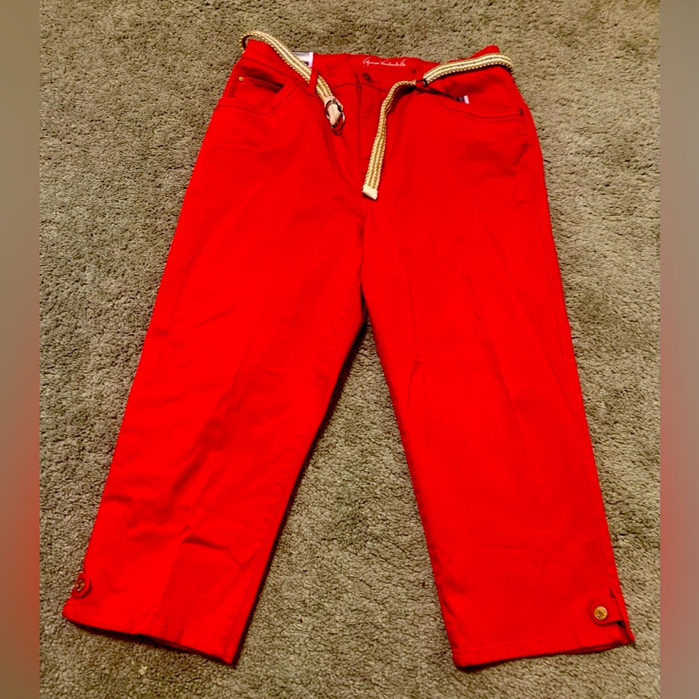 Gloria Vanderbilt Red cropped chinos
